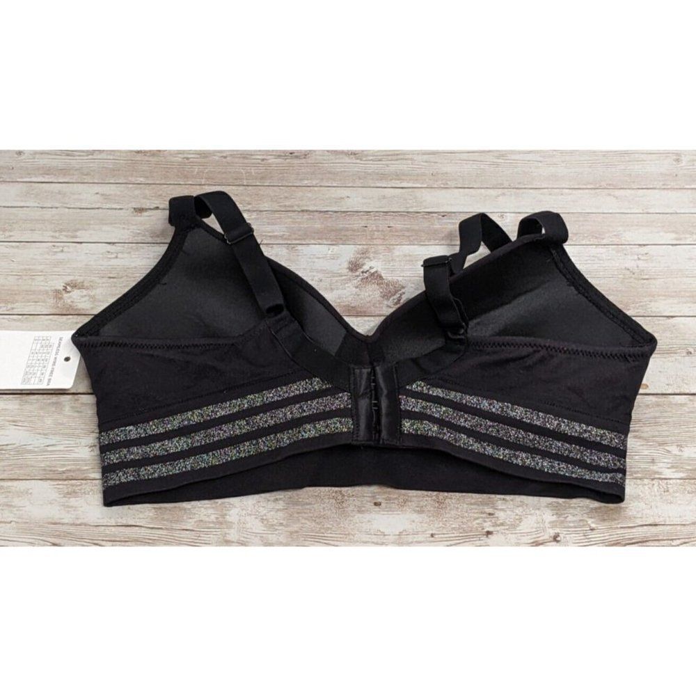 Wireless Bra with Padding - Picture 2 of 8